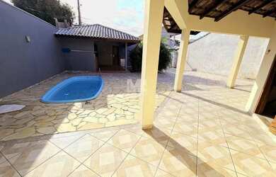 Imagem 3: Espaço e conforto: casa perfeita para quem busca tranquilidade no Centro - Barra Velha - S