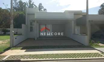 Imagem: Casa de condomínio em Rua Santa Catarina