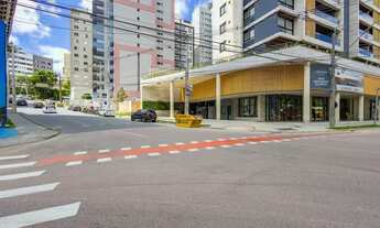 Imagem 3: Apartamento em Curitiba, no bairro Champagnat - Referência: 601 - Varanda Barigui - Reside