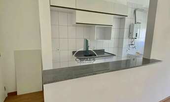 Imagem 2: Cond. Essencialle Home Club, sala ampliada, cozinha americana com armários, 2 vagas, andar