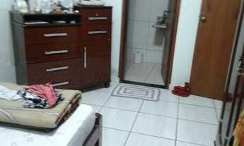 Imagem 6: Alugo ótima casa bem localizada no bairro Goiás 700,00 tratar com Silvia