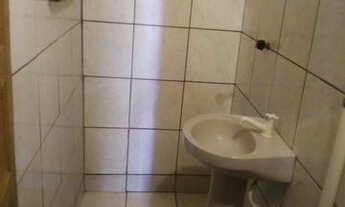 Imagem 5: Aluga-se 400$,quitinete de dois quartos com garagem