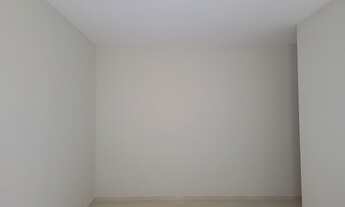 Imagem 2: Casa grande, de lote inteiro, construída em Moreira Cesar