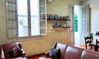 Imagem 2: Apartamento à venda em Laranjeiras com 3 quartos, pé direito super alto, charmoso e 89 m2