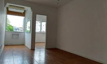 Imagem 5: Ótima localização. Prédio bem cuidado, apartamento silencioso