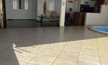 Imagem 7: Casa com Piscina no bairro Filadélfia em Teófilo Otoni, MG