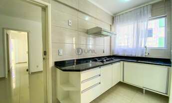 Imagem 4: Apartamento para venda possui 80 metros quadrados com 3 quartos em Centro - Florianópolis