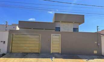 Imagem: Casa com 3 quartos - Bairro Setor Cristina