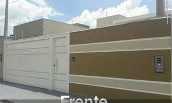 Imagem: Casa com piscina no jd Califórnia