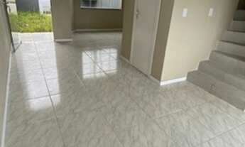 Imagem 4: Sobrado para venda possui 60 metros quadrados com 2 quartos em Centro - Ilhota - Santa Cat