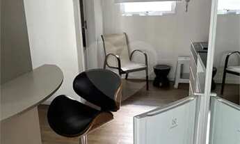 Imagem 3: Studio de 25 metros quadrados em Perdizes para locação , com banheiro , cozinha, varanda e