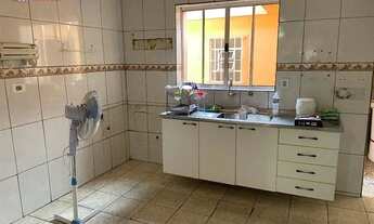 Imagem 6: Casa com 2 dormitórios, 198 m² - venda por R$ 650.000,00 ou aluguel por R$ 2.440,80/mês