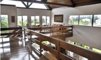 Imagem 7: Casa para venda possui 960 metros quadrados com 5 quartos