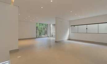 Imagem 5: Sobrado para aluguel e venda com 710 metros quadrados com 4 quartos