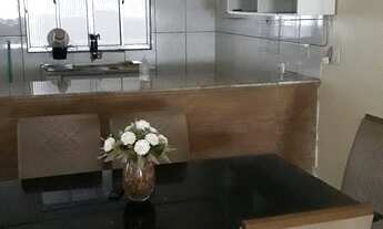 Imagem 4: Casa com Piscina em Residencial Fechado