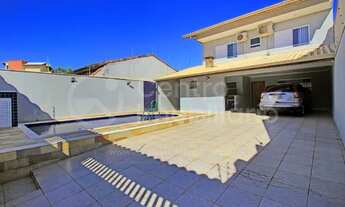 Imagem: CASA com piscina e 3 quartos em Peruíbe