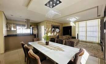 Imagem 6: Casa de Alto Padrão com 3 Dormitórios Sendo 1 Suíte