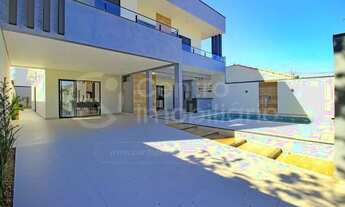 Imagem 2: CASA com piscina e 4 quartos em Peruíbe, no bairro Nova Peruíbe