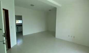 Imagem 7: Apartamento para aluguel possui 100 metros quadrados com 3 quartos em Lameiro - Crato - CE