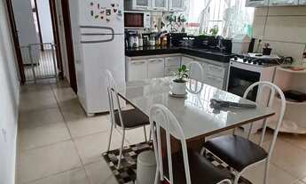 Imagem 3: Casa com piscina no início do bairro Belo Horizonte