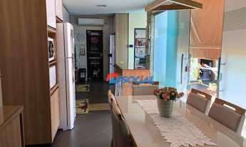 Imagem: Casa com 4 dormitórios à venda, 180 m²