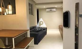 Imagem 3: Privilégio Imóveis Vende: Excelente apartamento 2 quartos em Copacabana - RJ