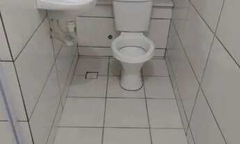 Imagem: Vendo um prédio com uma casa e duas quitinetes