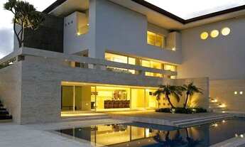 Imagem 2: Casa Alto Padrão 4 suítes à venda no São João, Curitiba/PR