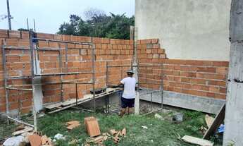 Imagem 3: Terreno com casa levantada