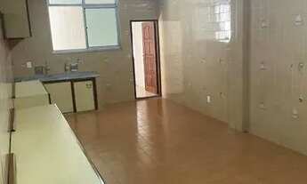 Imagem 5: Av: Djalma Batista * Alugo Aptº 230m² p/ Casal c/ 02 Suite Semi-mobiliado / Garagem