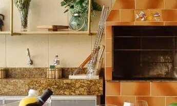 Imagem 4: Casa de condomínio para aluguel tem 200 metros quadrados com 4 quartos