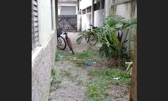 Imagem 2: Casa independente + kitnet + construção