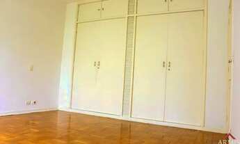 Imagem 5: Reformadíssimo, muito ensolarado, amplo e de frente