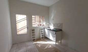 Imagem 5: Casa para alugar, 2 quartos, 1 vaga, Santa Mônica - Uberlândia/MG - R$ 1.400,00