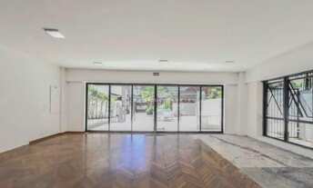 Imagem 2: Excelente prédio em localização nobre com estacionamento amplo