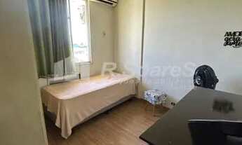Imagem 4: Apartamento com dois quartos ,sendo um suíte, em Vila Valqueire, Rua Jambeiro