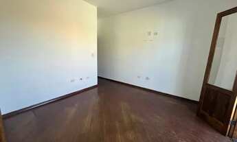 Imagem 2: Sobrado para venda com 185 metros quadrados com 3 quartos em Parque Continental II - Guaru