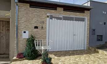 Imagem 2: Casa com piscina no início do bairro Belo Horizonte