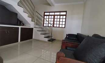 Imagem 6: Casa de 2 andares em excelente localização, no Centro de Contagem !