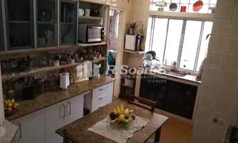 Imagem 4: CASA COM 5 QUARTOS, SENDO 2 SUÍTES, EM CAMPINHO, RUA CÂNDIDO BENÍCIO