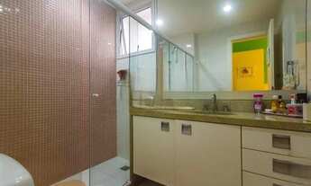 Imagem 2: Casa para aluguel com 350 metros quadrados com 5 quartos em Barra da Tijuca - Rio de Janei