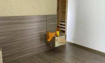 Imagem 5: Apartamento com 02 dormitórios e 01 vaga com armários no Centro