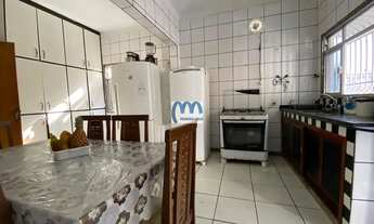 Imagem 3: Casa à venda com 3 quartos, 121m²