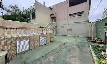 Imagem 5: Casa Frente de Rua e Independente 2 Quartos, 3 Vagas, Piscina e Terraço Pedro Álvares Cabr