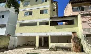 Imagem 2: Casa dentro de condomínio com 5 Quartos sendo 3 suítes à venda oportunidade