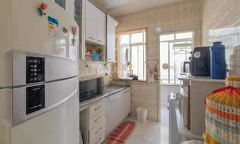 Imagem 4: Apartamento mobiliado de 2 dormitórios no bairro Menino Deus