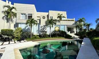 Imagem 2: Sobrado à venda em Campinas, Alphaville Campinas , com 4 suítes, com 690 m²