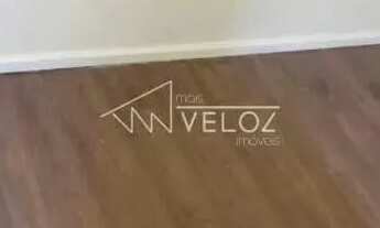 Imagem 2: Apartamento - / Residencial / Catete