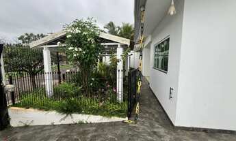 Imagem 5: Casa com piscina