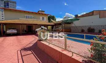 Imagem 2: Sobrado à venda no Setor Pedro Ludovico, Goiânia Excelente localização e área de lazer co